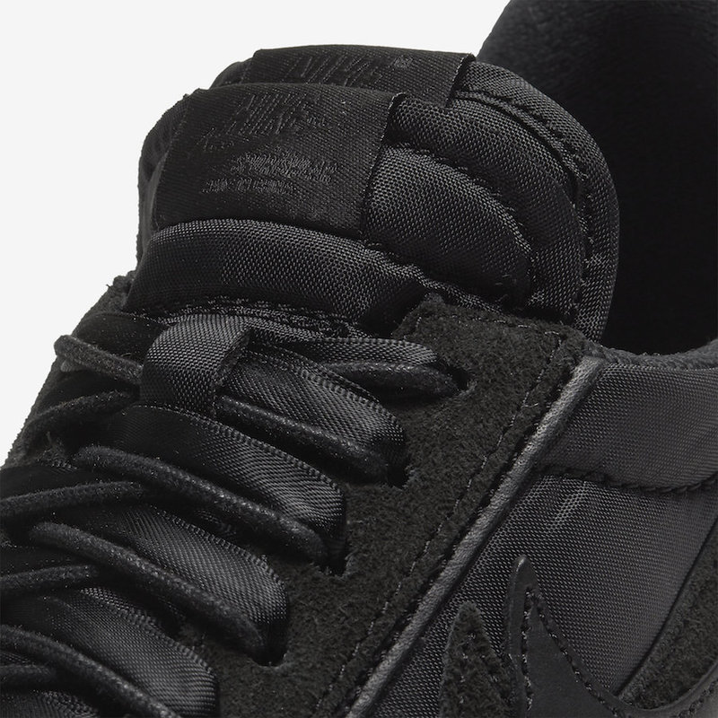 sacai nike waffle price