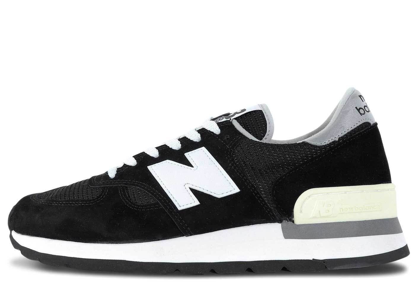 black and white new balance 990